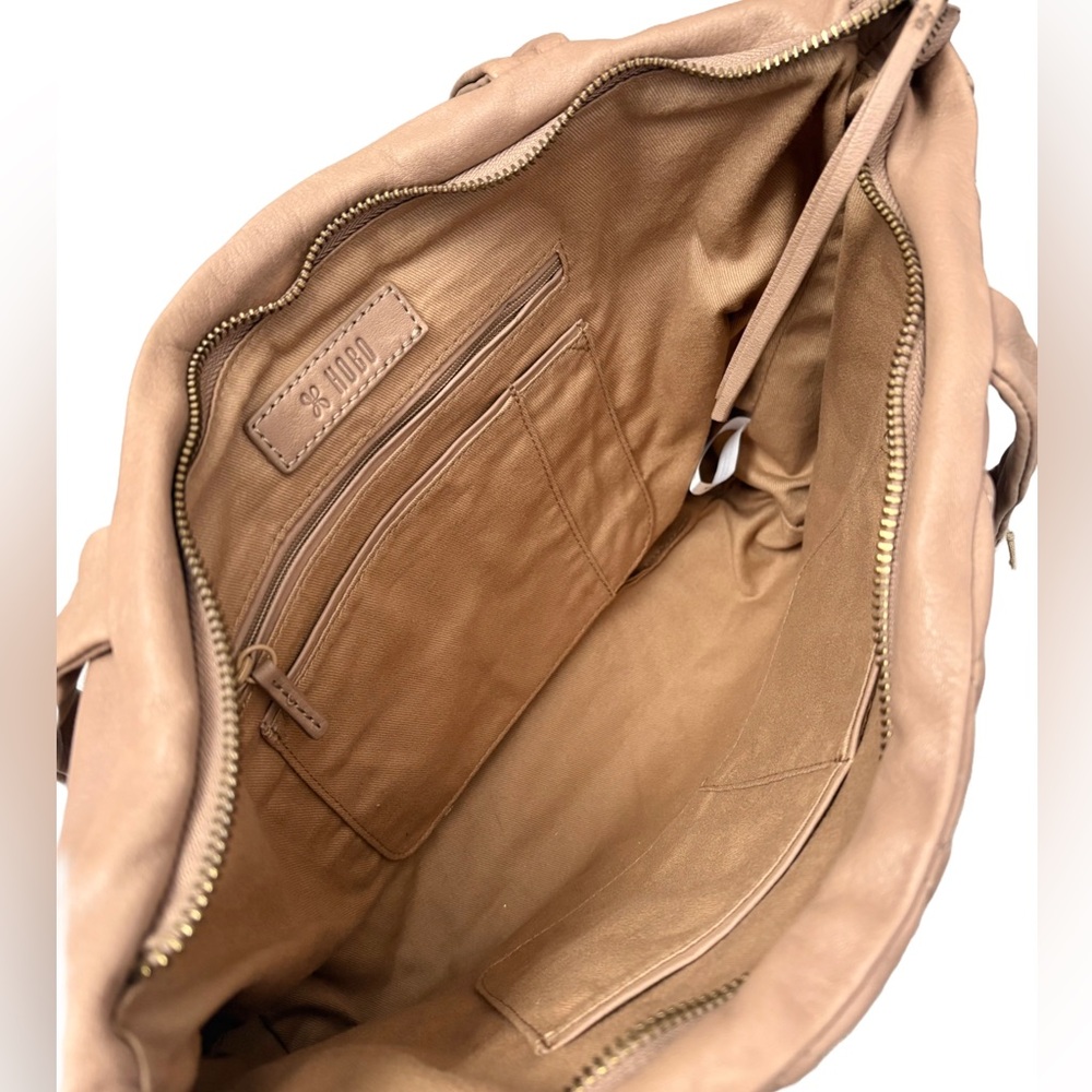 HOBO Carver Shoulder Bag - Picture 5 of 5